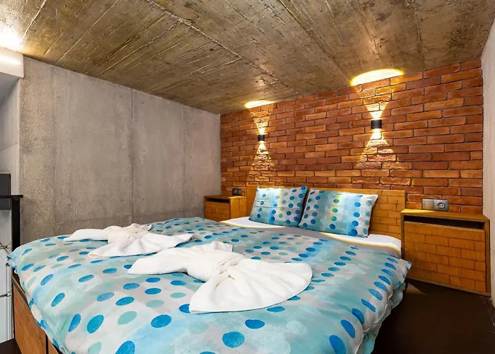 Industrial-style 2bd Loft With Parking Spot By Flat Mаnager * 普罗夫迪夫