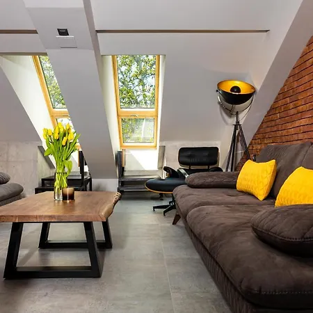 Industrial-style 2bd Loft With Parking Spot By Flat Mаnager Appartement *