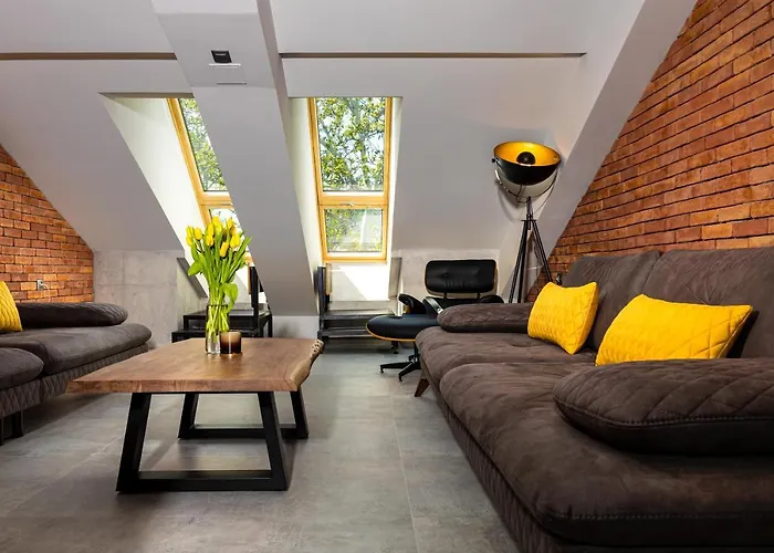 Industrial-style 2bd Loft With Parking Spot By Flat Mаnager 公寓 *