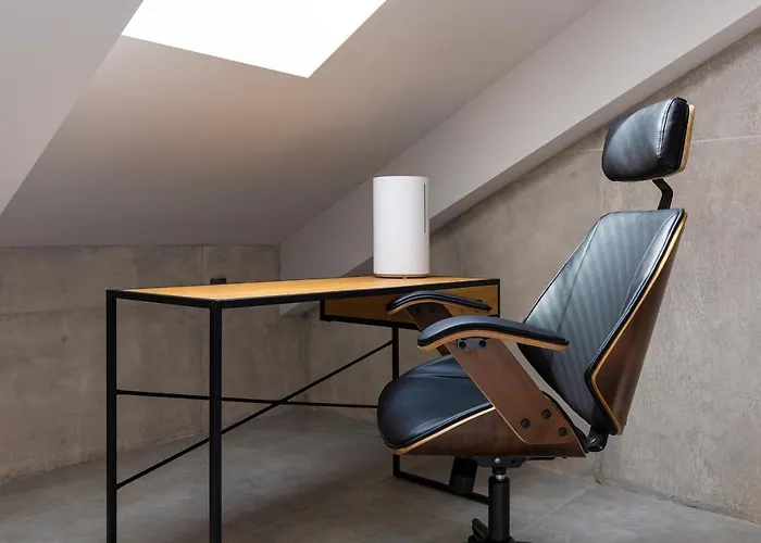 Industrial-style 2bd Loft With Parking Spot By Flat Mаnager 公寓 *